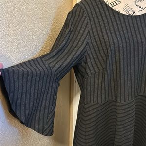 Le Lis bell sleeve dress